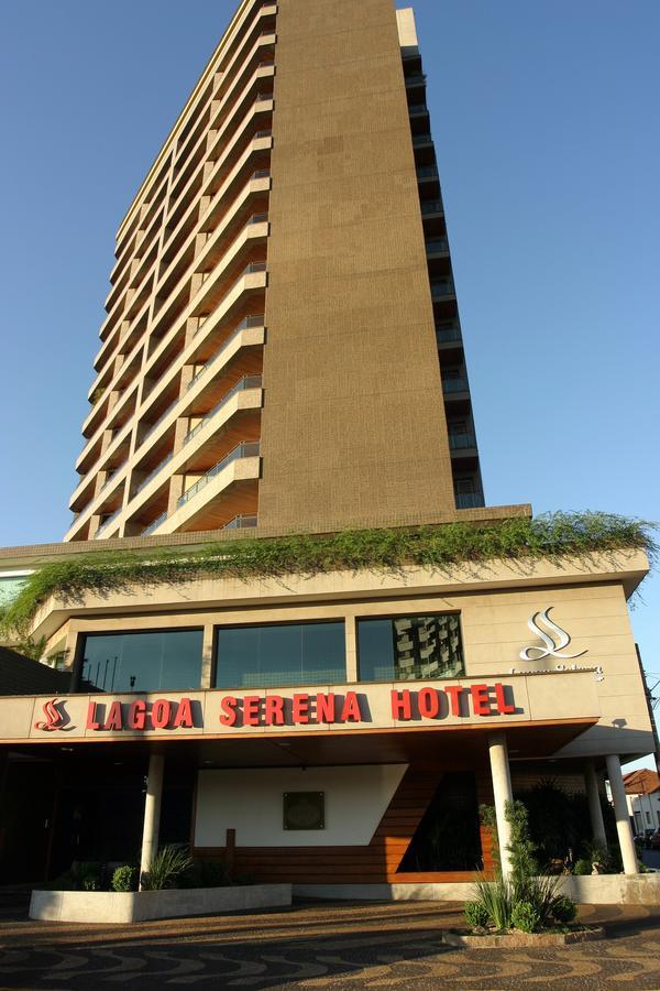 אראראס Lagoa Serena Flat Hotel מראה חיצוני תמונה